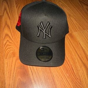 New Era Black Cap with Red Embroidery 9forty Rare